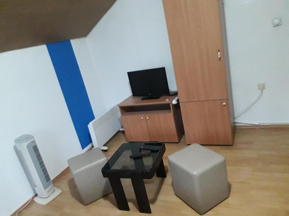 Hostel Topić Banja Luka Exterior foto